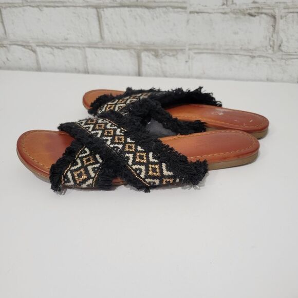 Universal Thread sandals - Picture 3 of 7